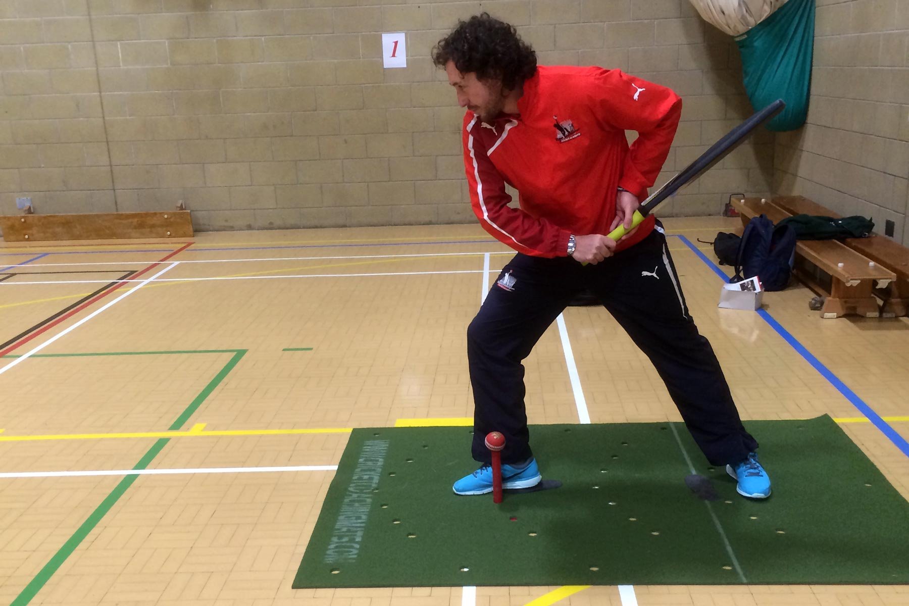 Cricket coaches love Club-practice with cricket Training mat to improve coordination and technique